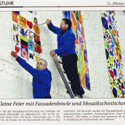 Banner an der Fassade 